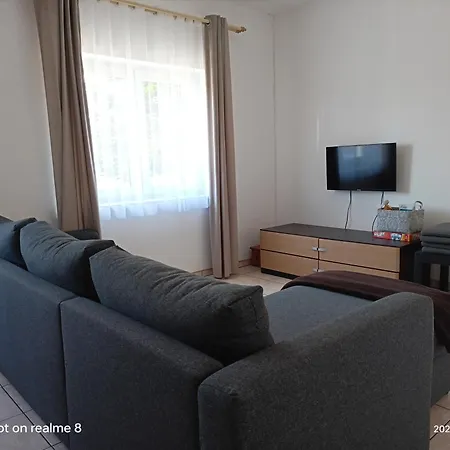 Flauta Rodzinne Apartmán *